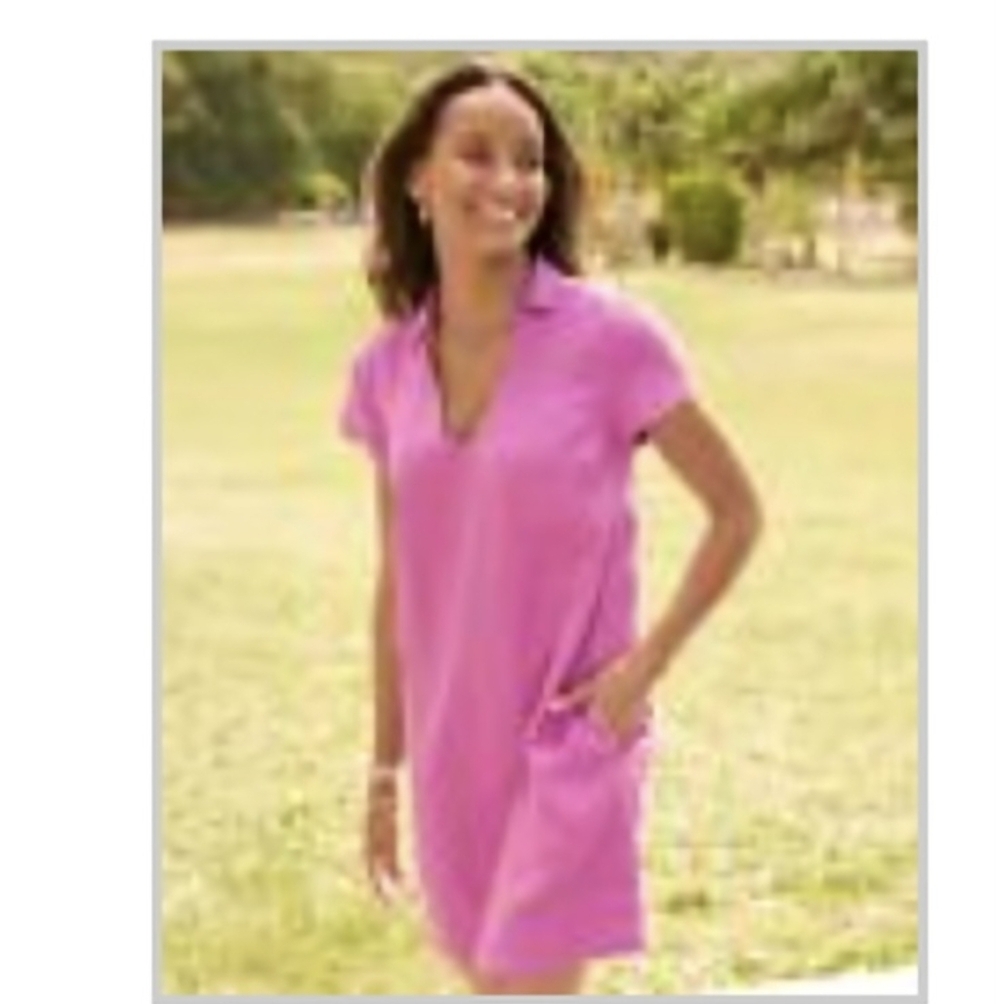*TOMMY BAHAMA - Brand New! Pink V-Neck Short Sleeve Dress